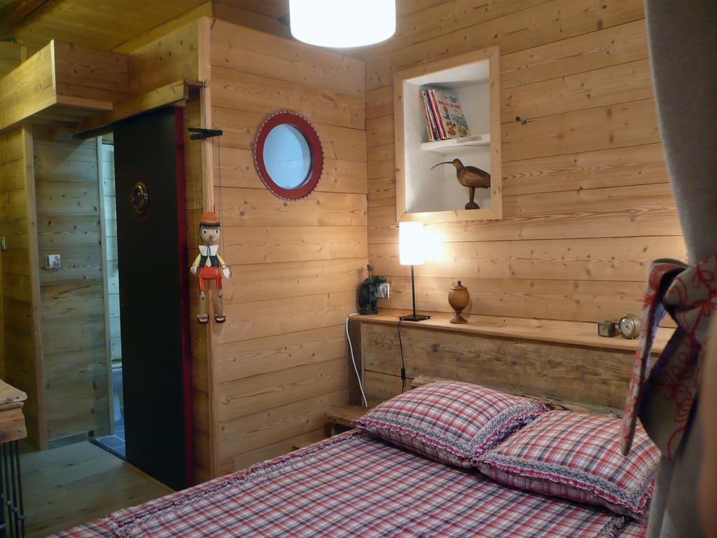 Bed and Breakfast Chalet Bois D'Antan Sainte-Foy-Tarentaise Exterior foto